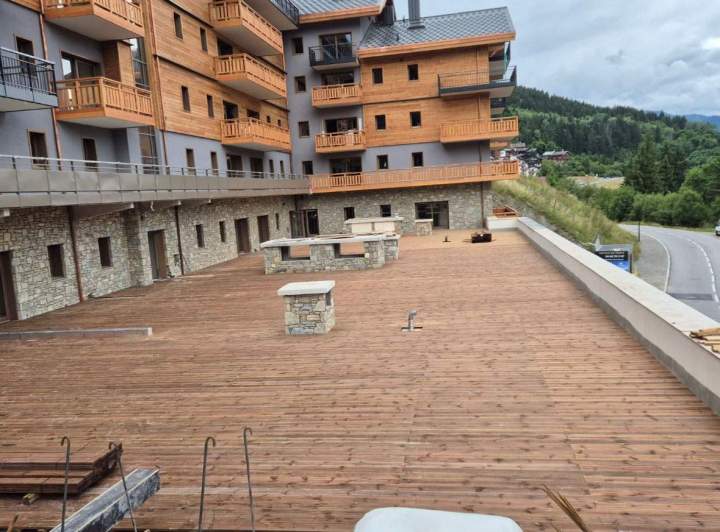 Pose revêtement de terrasse en bois Rhône-Alpes